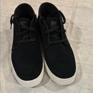 Sorel Size 9.5 C-Street Chukka WP Men’s boots Black, Sea Salt Suede Leather